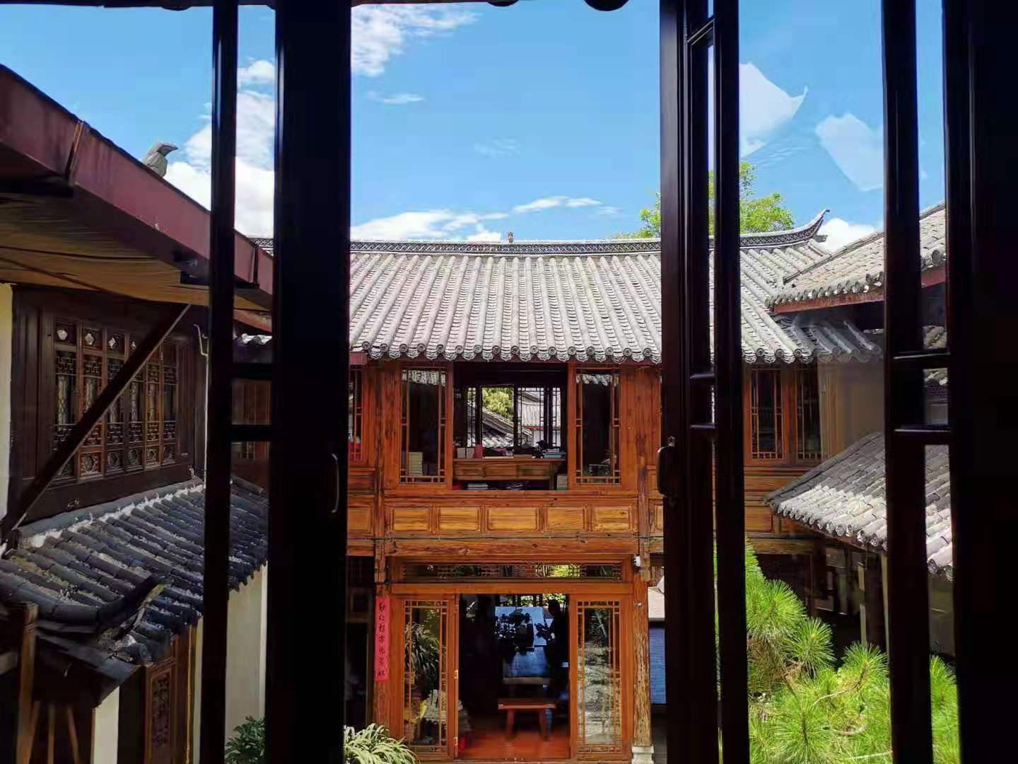 麗江古城尋寶團建制茶體驗任務(wù)