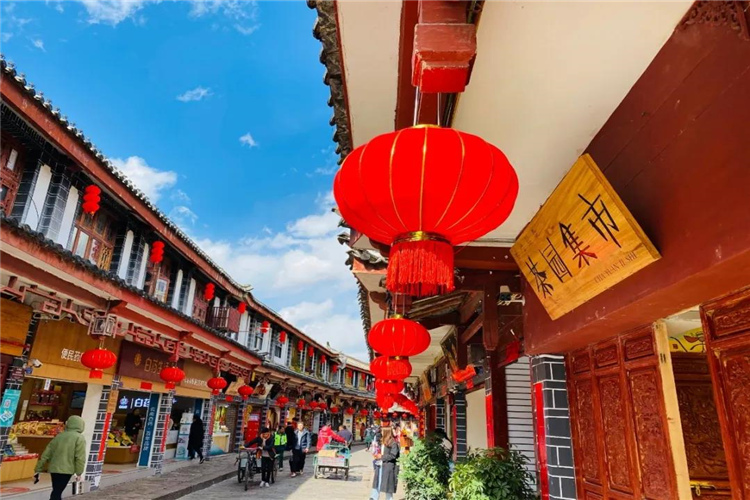 春暖花開麗江歡迎您，趁著春日正好，來一場古鎮(zhèn)之旅！