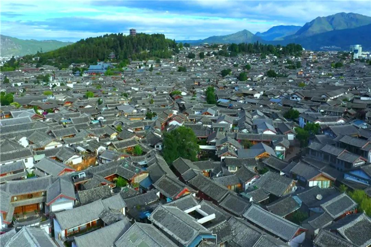 春暖花開 麗江歡迎您  麗江古城最吸引游人的是它！