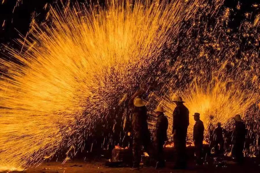 連續(xù)3天！這個端午，麗江雪山花海將上演奇幻光影秀！