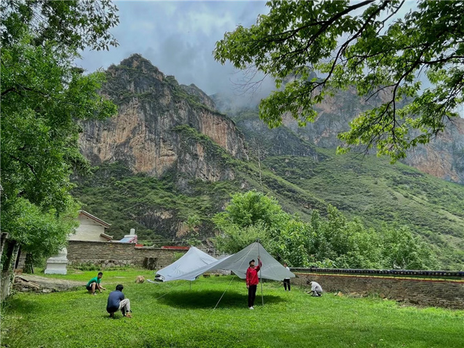麗江石鼓攀巖基地之另類玩法！帳篷+野奢+戶外+美食+音樂(lè)！