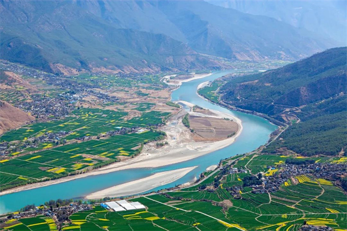 麗江旅游攻略：麗江，一座被金沙江偏愛的城市！來麗江體會(huì)非遺文化